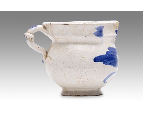 20th century | height: 16 cm | region: Europe | provenance: private pharmacy museum | Albarello faience pottery | condition: 