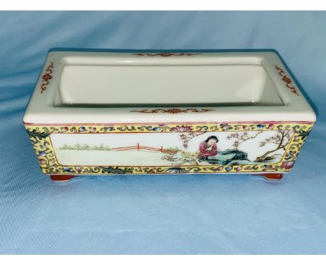 A Chinese republic porcelain rectangular flower trough, enameled genre decoration, 20cm wide 