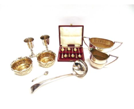 A PAIR OF SILVER GOBLET Barker Ellis Silver Company, Birmingham 1973; with a cased set of six silver spoons; 326g (10.5 troy 
