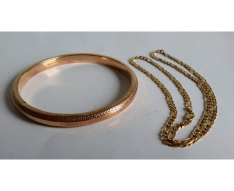 A mid 20th century rose gold bangle, 7.5 cm internal diam., and a yellow gold neck chain, 51 cm, both hallmarked 9ct, 22.2g (