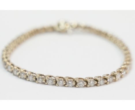 18ct yellow gold Diamond set tennis bracelet, approx. 4.4cts. Total item weight approximately 12.63 grams.
