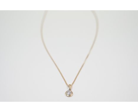 18ct rub over Diamond pendant on 18ct yellow gold curb chain, chain approx 18 inches. Total item weight approximately 6.37 gr