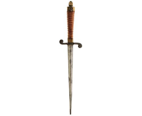 A EUROPEAN NAVAL DIRK, 18.75cm triangular section blade, recurved crossguard, brass pommel applied with a rope encircled anch