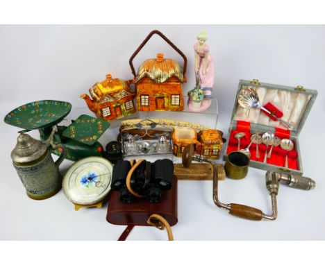 A mixed lot to include ceramics, a clock, kitchen scales and weights, cased binoculars and other. [W]

NOTE: THIS LOT IS NOT 