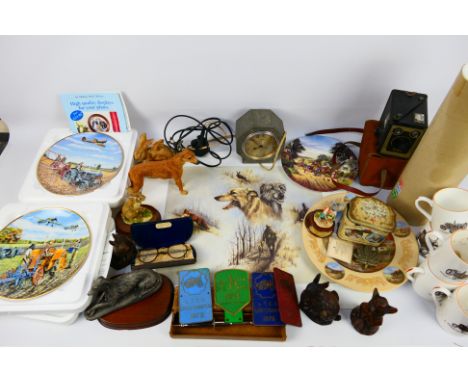A mixed lot to include ceramics, prints, Ferranti clock, animal ornaments and other. [W]

NOTE: THIS LOT IS NOT AVAILABLE FOR