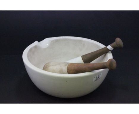 Large ceramic mortar & two pestles