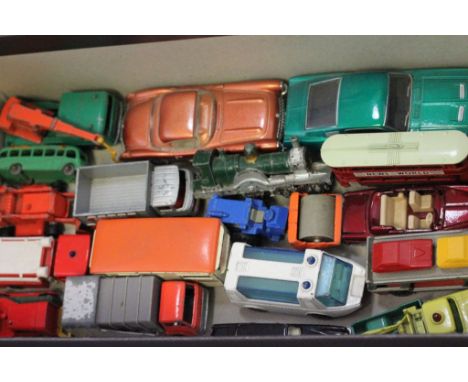 Tray of diecast model cars to include; Dinky, Lone Star & Lesney Matchbox