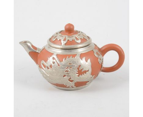 Small terracotta Chinese teapot in silver cradle, possibly Republican period, 7cm.