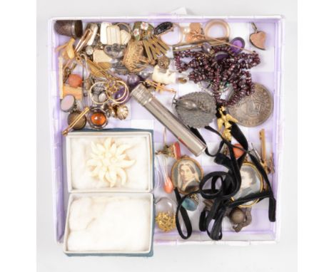 A collection of vintage jewellery, badges etc, a 35mm crystal heart with applied monogram, small cornelion seal with grape an