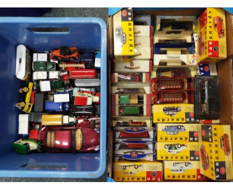 Diecast - approximately 30 boxed diecast model motor vehicles to include Oxford Diecast, Vanguards, Models of Yesteryear and 