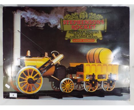 Hornby - G100 Stephensons Rocket live steam engine, 3.5 inch gauge loco with tender, also includes track and original GC box,