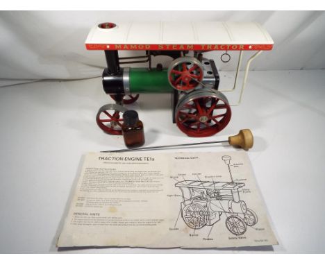 Mamod - One unboxed traction engine # TE1A, appears to have seen very little use, comes with steering wheel and instructions 