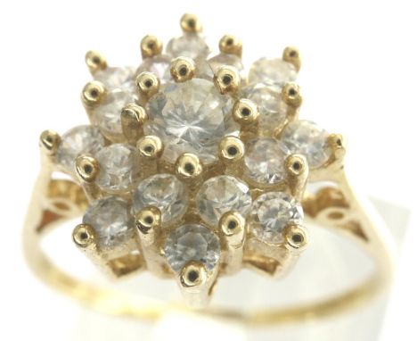 9ct gold stone set cluster ring, size P, 2.4g. P&amp;P Group 1 (£14+VAT for the first lot and £1+VAT for subsequent lots) 