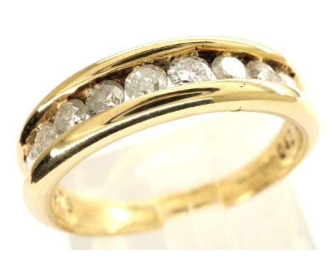 9ct gold diamond half eternity ring, size N, totalling 0.50cts. P&amp;P Group 1 (£14+VAT for the first lot and £1+VAT for sub