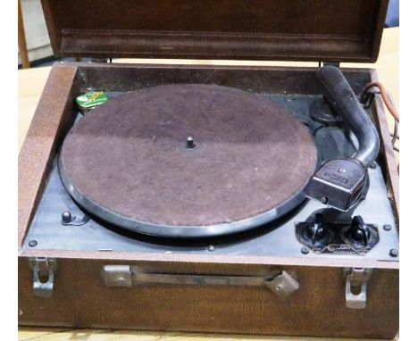 Collaro Microgram cased record player. P&amp;P Group 2 (£18+VAT for the first lot and £3+VAT for subsequent lots) 