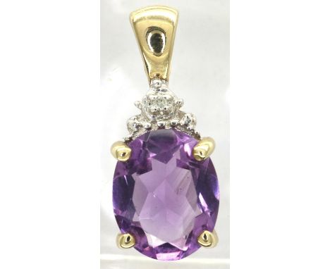 9ct gold amethyst and diamond set pendant, H: 19 mm, 2.0g. P&amp;P Group 1 (£14+VAT for the first lot and £1+VAT for subseque