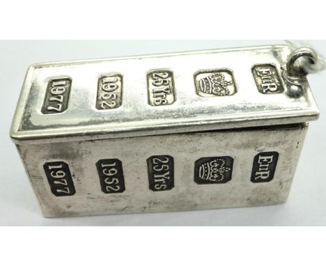 925 silver ingot opening box with three sets of hallmarks, 45 x 20 mm, 59g. P&amp;P Group 1 (£14+VAT for the first lot and £1