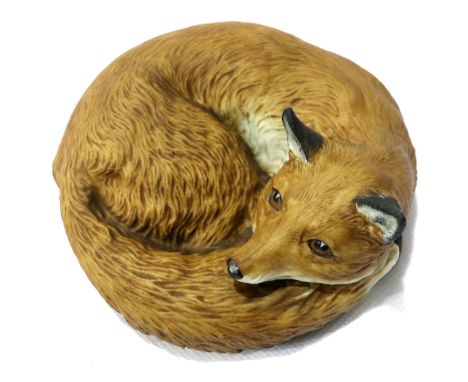 Aynsley porcelain Red Fox by John Aynsley, D: 10 cm. Flea Bite chip to ear otherwise good condition. P&amp;P Group 1 (£14+VAT