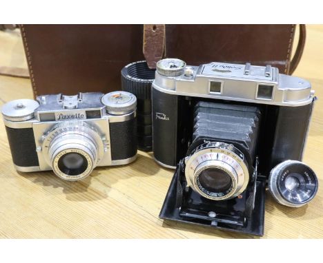 Paxette &amp; Proctor SVS cameras with a Solida 2 and accessories. P&amp;P Group 2 (£18+VAT for the first lot and £3+VAT for 