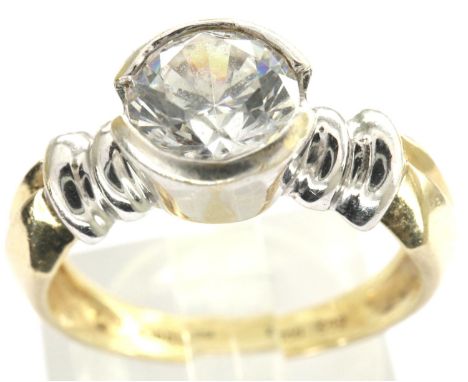 14ct gold large stone set solitaire dress ring, size M, 4.0g. P&amp;P Group 1 (£14+VAT for the first lot and £1+VAT for subse