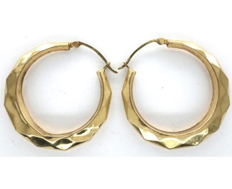 A pair of 9ct gold hoop earrings, combined 2.4g. P&amp;P Group 1 (£14+VAT for the first lot and £1+VAT for subsequent lots) 