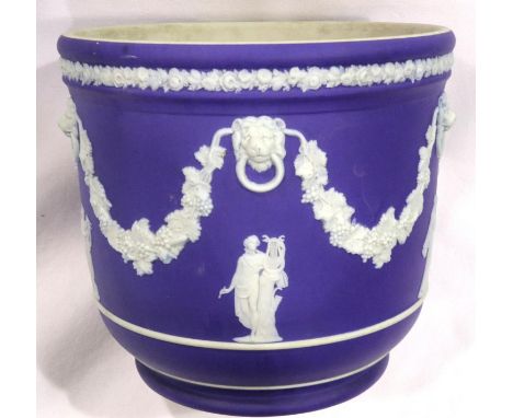 Wedgwood Jasperware planter in Royal Blue, H: 24 cm. P&amp;P Group 2 (£18+VAT for the first lot and £3+VAT for subsequent lot