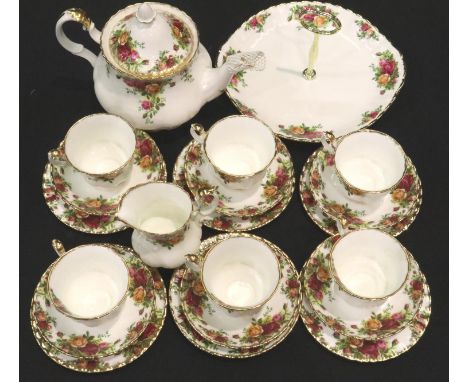 Royal Albert Old Country Roses first quality twenty one piece tea set. Not available for in-house P&amp;P 