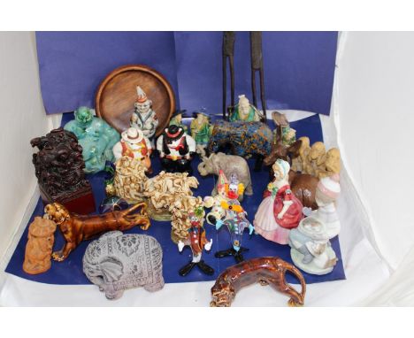 A job lot of assorted figures &amp; other items including Lladro &amp; Royal Doulton 