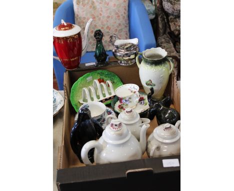 A good bo of misc ceramics including Beswick, Royal Worcester etc 