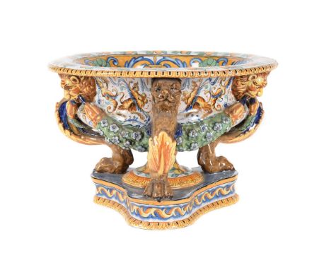 AN ITALIAN MAIOLICA ISTORIATO CENTREPIECE OR WINE COOLER IN SIXTEENTH CENTURY URBINO STYLE  CIRCA 1900 Modelled with a round 