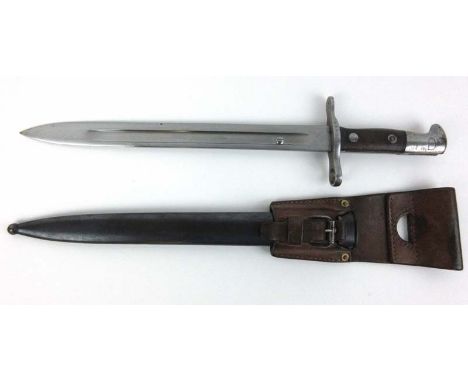 A Swiss 1889 pattern bayonet marked 'Neuhausen S.I.G' to base. Complete with scabbard and leather frog. Blade length 30 cm. C