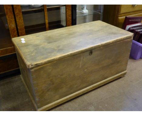 A Vintage Pine Trunk/Blanket Box, approx 90 x 47 cms