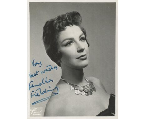 Fenella Fielding signed vintage 4½ x 3½ black and white photo. Good condition. All autographs come with a Certificate of Auth