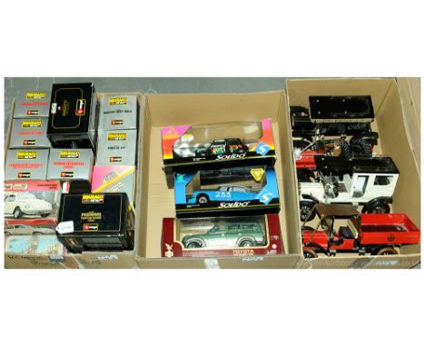 Bburago, Solido, Polistil &amp; Others Group Of Large Scale Cars. To Include Bburago 3019 1/18th Ferrari Testarossa 1984, Bbu