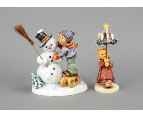 Zwei Hummel Figuren, Goebel Oeslau, Ende 20. Jh., 'Advent, Advent', Hum 838, H. 18 cm und 'Winterfreunde', Hum 2002, Entwurf 