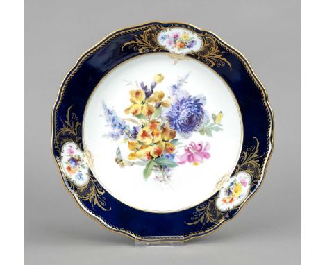 Speiseteller ''Amsterdamer Art'', Meissen,  Knauff Schwerter 1850-1924, 1. W., Form Neuer Ausschnitt, im Spiegel polychrome M