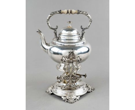 Teekessel auf Rechaud, Deutsch, um 1900, MZ: WMF, Geislingen, plated, Rechaud mit rundem Stand auf 4 verzierten Füßen, komple