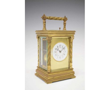 Late 19th or early 20th Century brass-cased repeater carriage clock, anonymous, the white Arabic dial with floral swags, orig