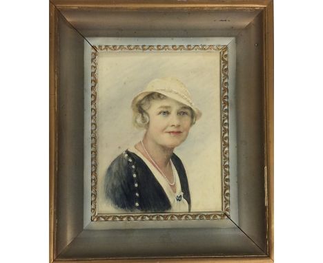 A framed watercolour portrait of "Doris Dean". Apparently unsigned. Approx. 19 cms x 25 cms. Est. £20 - £30.