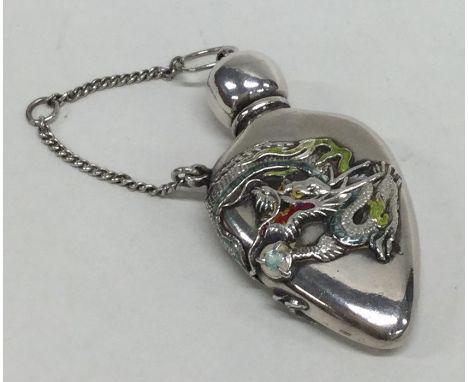 A good Chinese silver scent bottle decorated with enamelled dragon and screw-on cover. Approx. 16 grams. Est. £150 - £200.