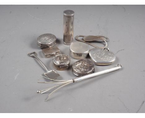 A silver swizzle stick, five white metal and silver pill boxes, various, a silver clip and other items, 3.4oz troy approx gro