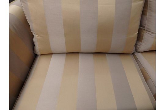 1 X Duresta Mandalay Striped Fabric Sofa Nsions Previous