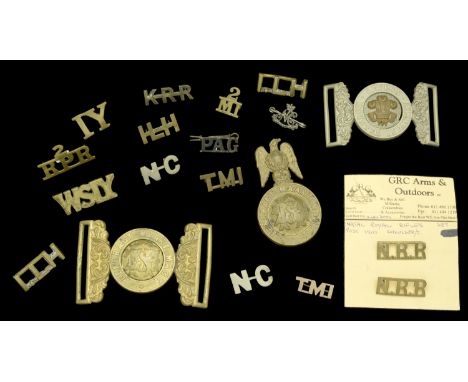 Boer War Shoulder Titles. A miscellaneous selection, including matching pairs of shoulder titles for the Natal Carbineers; Na