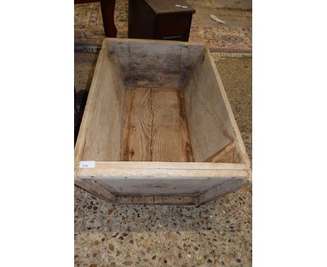 VINTAGE PINE TROUGH OR PLANTER, 79CM WIDE