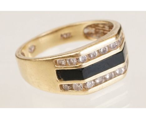 Diamond and onyx 14ct yellow gold gents ring, sixteen small round brilliant cut diamonds, onyx panel, tapered shoulders, ring