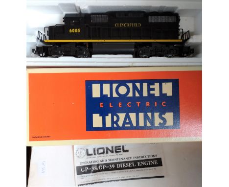 Lionel O gauge Electric 8-18821 Clinchfield Diesel Locomotive 6005 in box. 