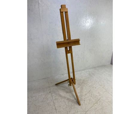 Adjustable artist's easel by Winsor & Newton