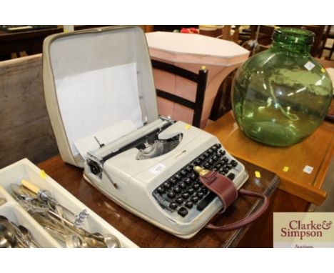 An Underwood portable typewriter in fitted case
