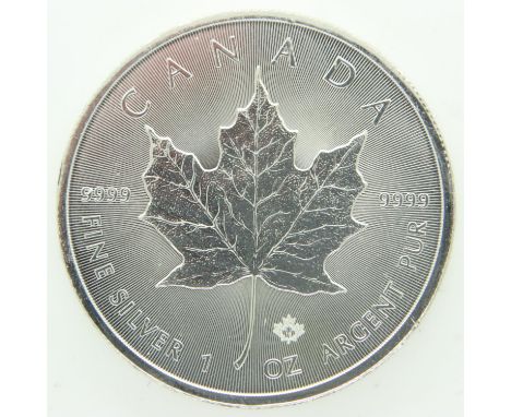 2018 Canadian silver Maple one ounce bullion round with privy mark - uncirculated condition. UK P&amp;P Group 0 (£6+VAT for t