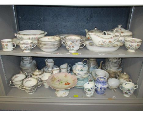 A quantity of table ceramics to include a Wedgwood Kutani Crane part tea and dinner service, an early 20th century Japanese e